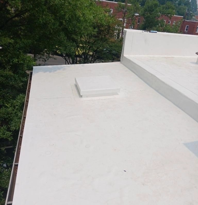 Residential TPO flat roof in Washington, DC. 