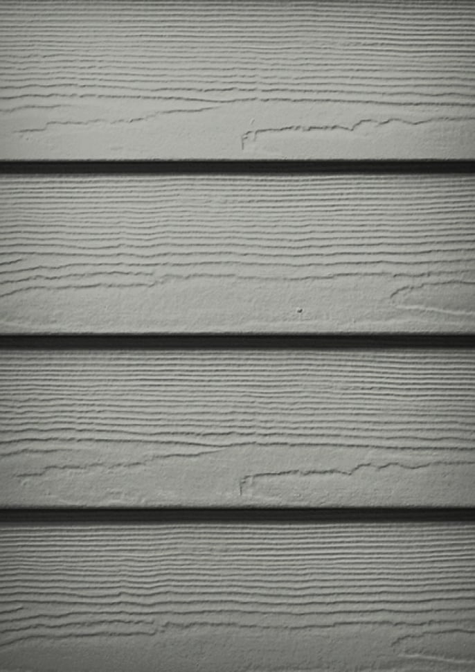 James Hardie Pearl Gray plank siding on a home's exterior